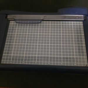 Creative Memories Blue Photo Trimmer